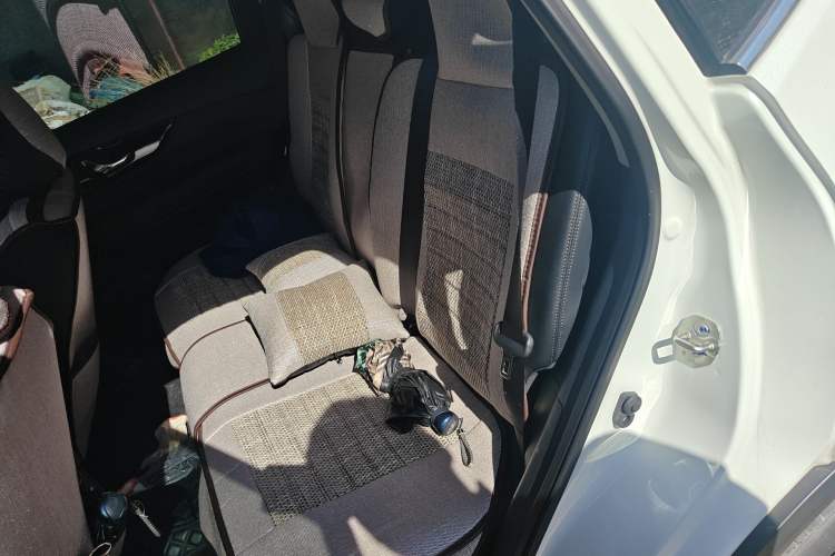 Used Nissan X-Trail 2020 2.0L XL ITS CVT 2WD SmartConnect Comfort Edition Left Rear Seat