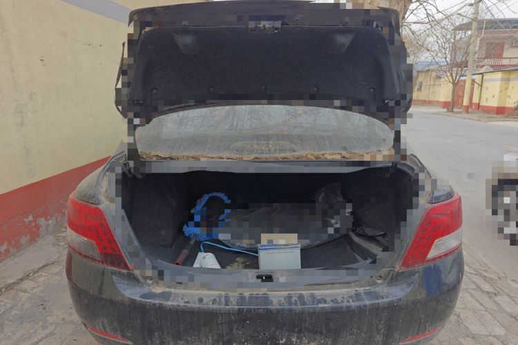 Used Zotye Z300 2012 1.5L Manual Luxury Version Trunk