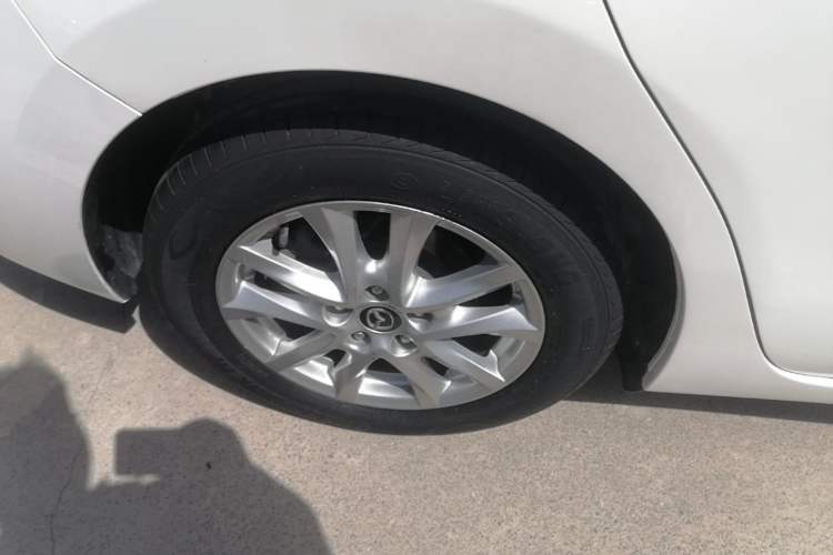 Used Mazda 3 Axela 2017 Sedan 1.5L Automatic Comfort Model Emission Standard China V Exterior 5