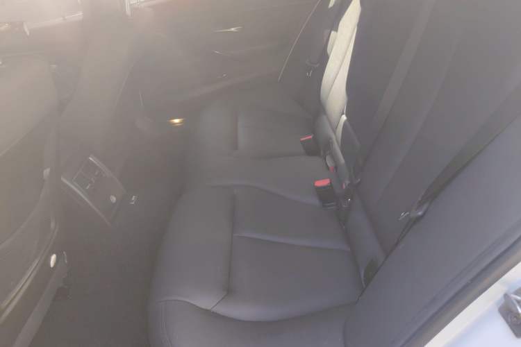 Used BMW 3 Series 2017 320Li Fashion Model Left Rear Seat