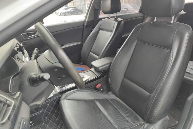 Used Hyundai Mistra 2014 1.8L Automatic Smart GLS Left Front Seat