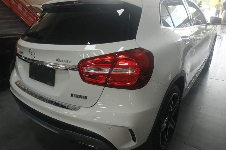 Used Mercedes-Benz GLA 2016 GLA 220 4MATIC Luxury Model