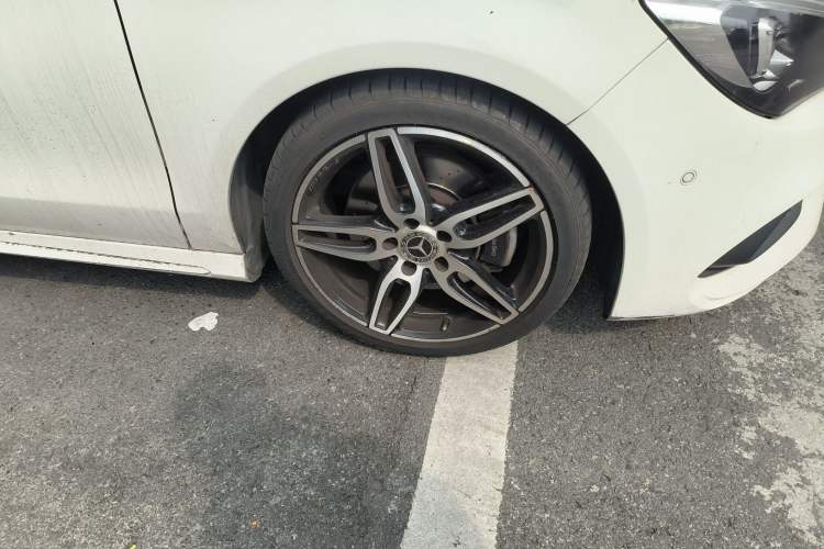 Used Mercedes-Benz CLA 2017 CLA 220 4MATIC
