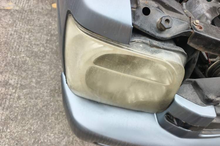 Used Suzuki Wagon R 2012 All-Purpose Model 1.4L Manual Standard Version Right Front Headlight