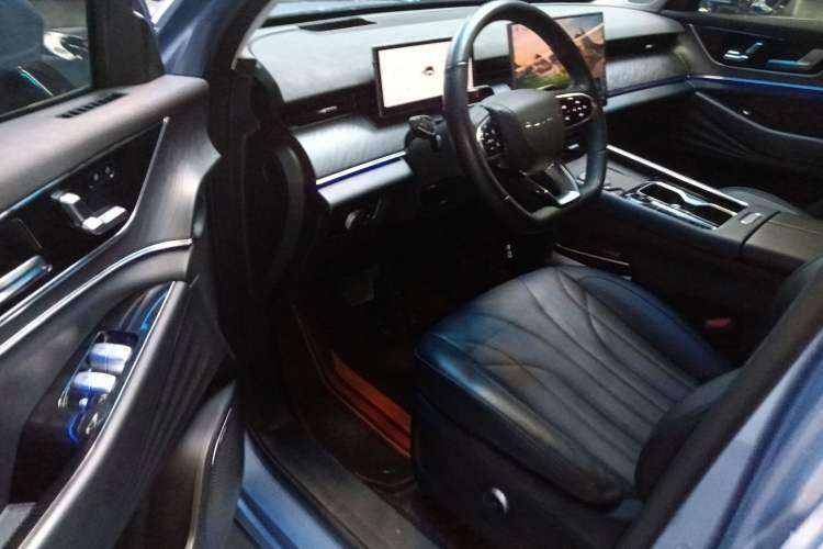 Used Fengyun T9 2024 120 Long-Range Flagship Version 7 Seats Ternary Lithium Driver Seat