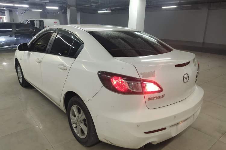Used Mazda 3 2013 Sedan 1.6L Automatic Elite Model