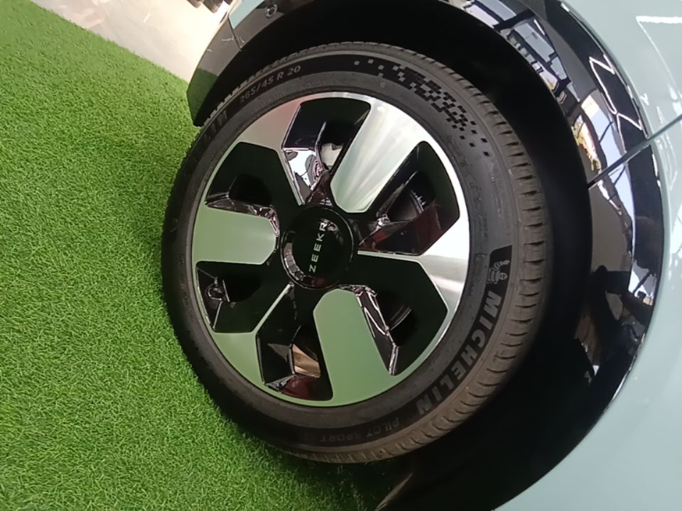 Zeekr MIX 2025 Intelligent Driving Version — снимка 11