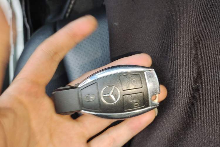Used Mercedes-Benz GLK-Class 2013 Facelift GLK 300 4MATIC Fashion Edition
