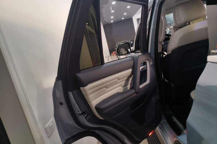 Used BAIC Off-Road BJ60 2022 2.0T Version 11 Five Seats
