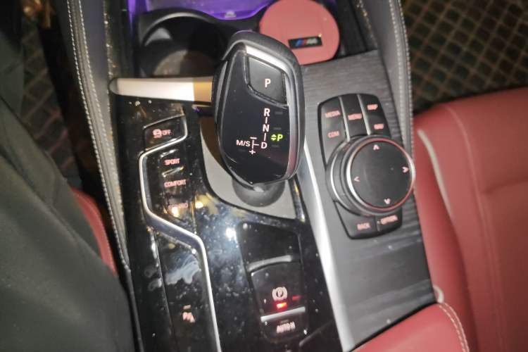 Used BMW 5 Series 2023 Restyled 530Li Leading Edition M Sport Package
