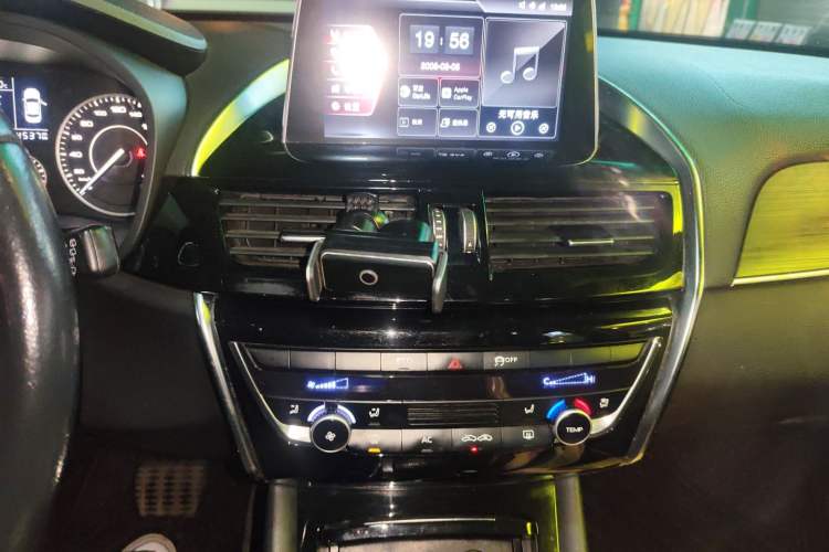 Used BORGWARD BX5 2017 20TGDI Automatic Two-Wheel Drive Pioneer Edition
