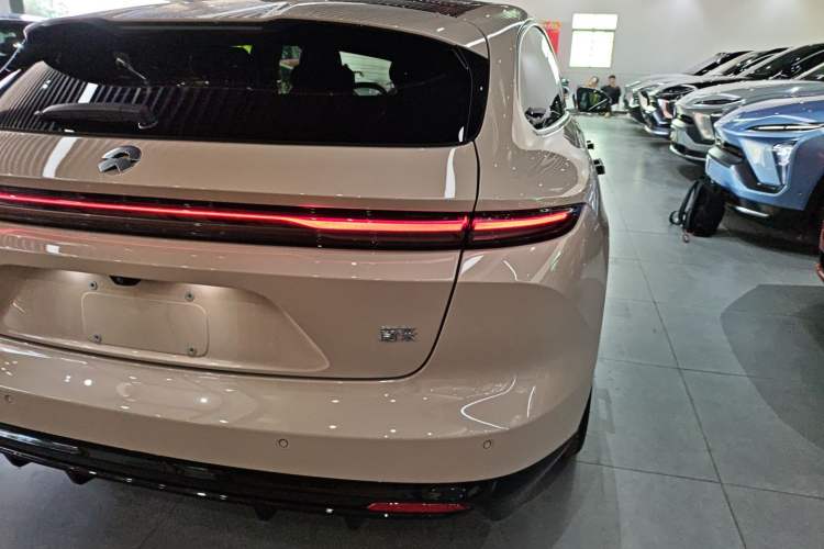 Used Nio ET5T 2025 75 kWh Touring Right Rear Taillight