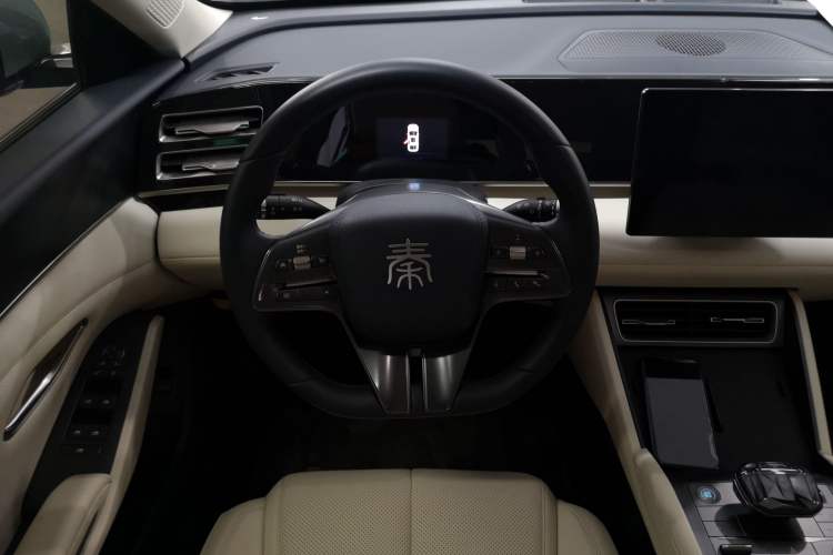 Used BYD Qin L 2024 DM-i 80KM Leading Model Steering Wheel