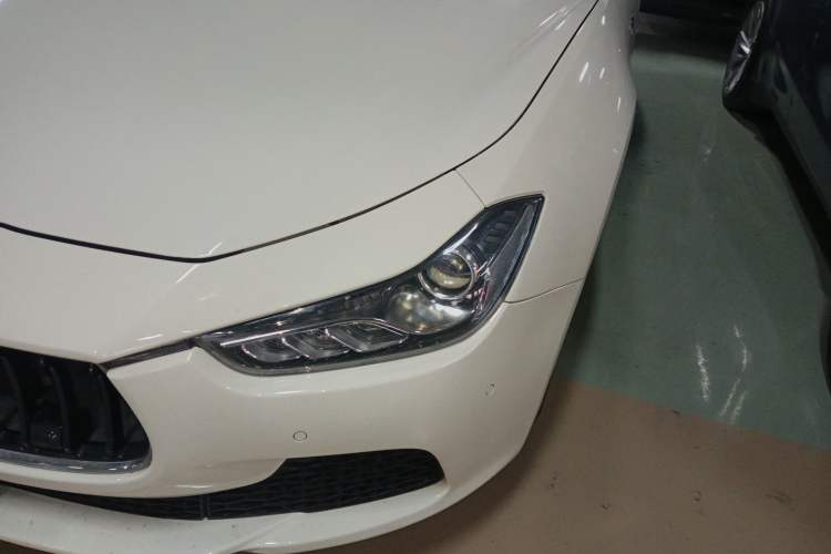 Used Maserati Ghibli 2014 3.0T Standard Edition Left Front Headlight