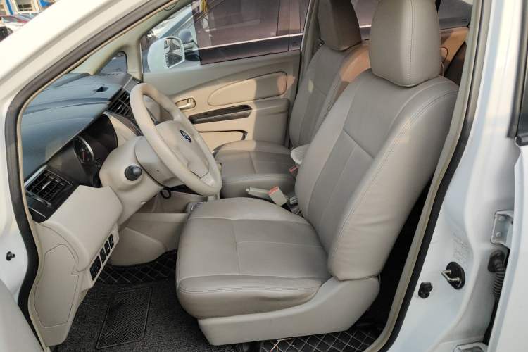 Used Venucia D50 2015 1.6L Manual Fashion Edition