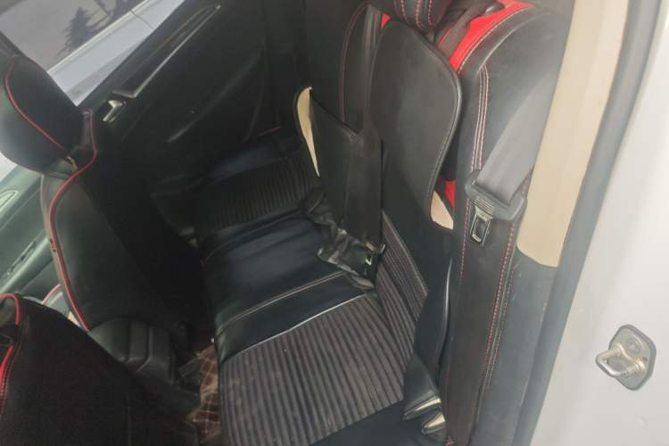 Used Peugeot 308 2014 Enjoy Edition Classic 1.6L Manual Fashion Model