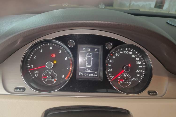 Used Volkswagen Magotan 2013 1.8TSI Premier Model