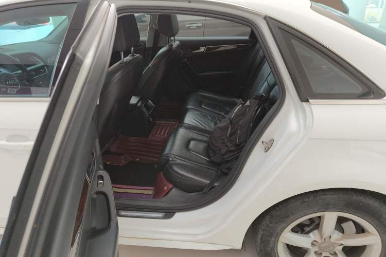 Used Audi A4L 2013 35 TFSI Automatic Standard Model
