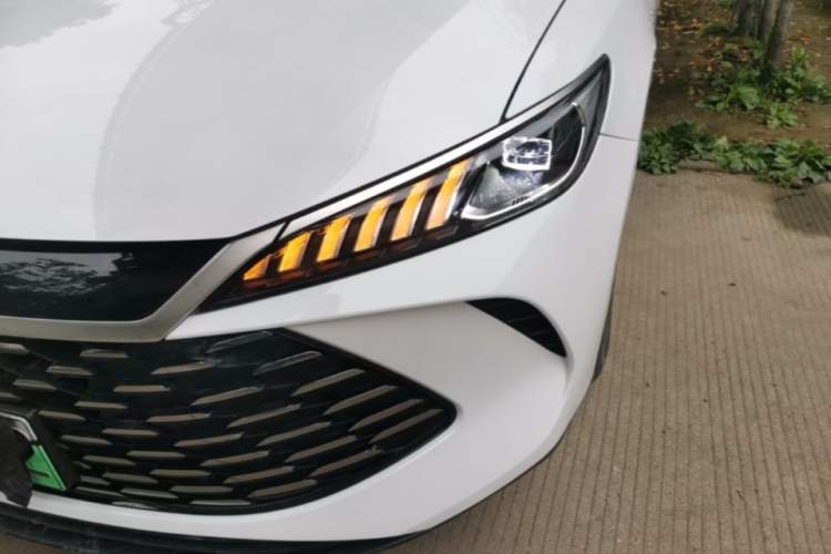 Used BYD Qin PLUS 2025 DM-i Smart Drive 55KM Leading Model Left Front Headlight