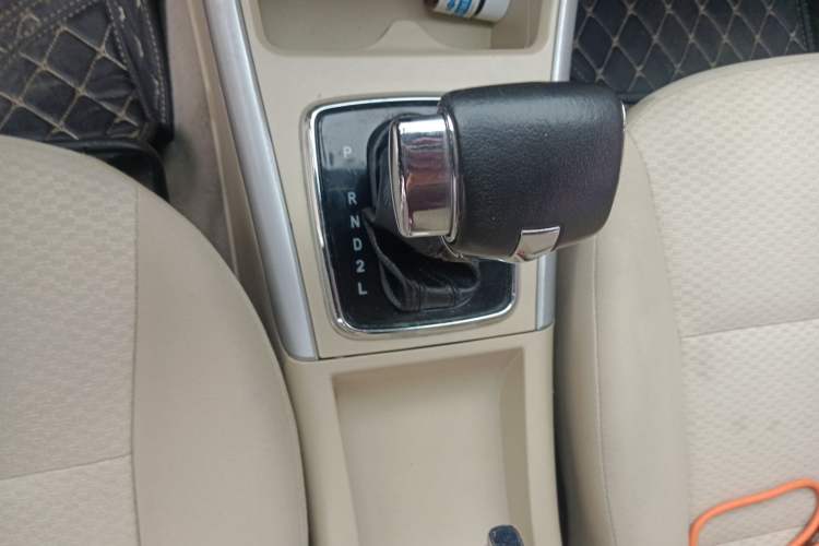 Used BAIC Senova D20 2015 Hatchback 1.5L Automatic Joyful Edition
