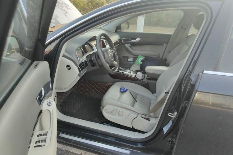 Used Audi A6L 2010 2.4L Comfort Edition

