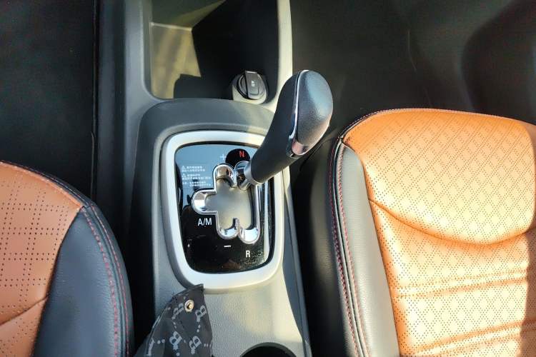 Used Chevrolet Sail 2015 Sail 3 1.3L AMT Ideal Edition
