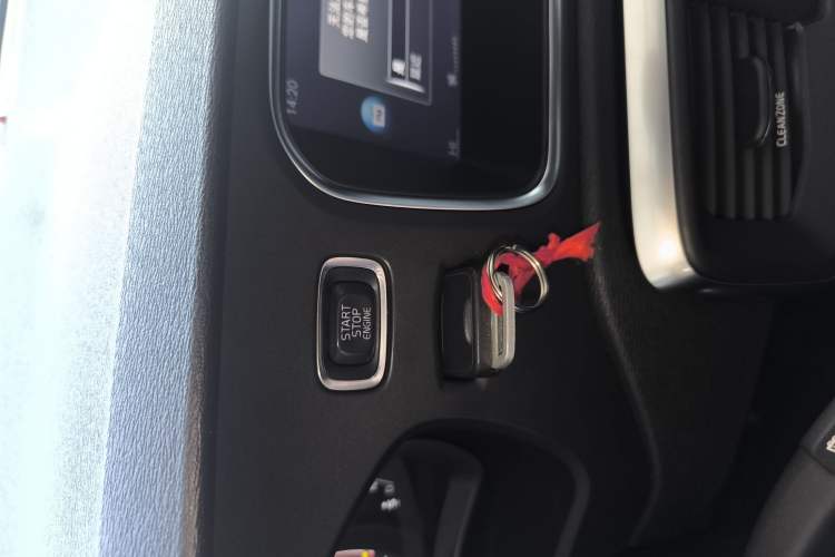 Used Volvo V40 2018 T3 Zhiyi Edition