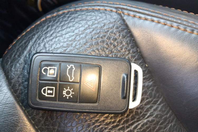 Used Volvo XC60 2013 T5 Comfort Edition
