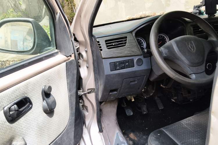 Used Jinbei Hiace X30 2021 1.5L Standard Version Air-Conditioning-Free Bus China VI Emission Standard SWC15M Driver Seat