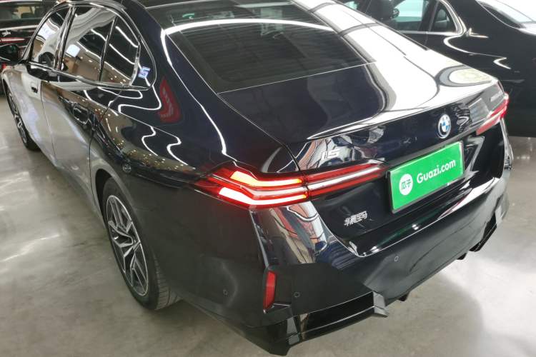 Used BMW i5 2025 eDrive 40L M Sport Package