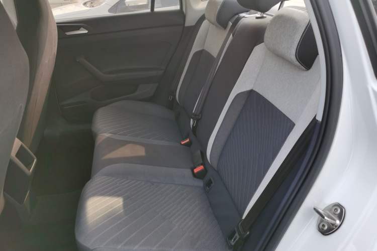 Used Volkswagen Lavida 2023 New Sharp 1.5L Automatic Excellent New Edition
