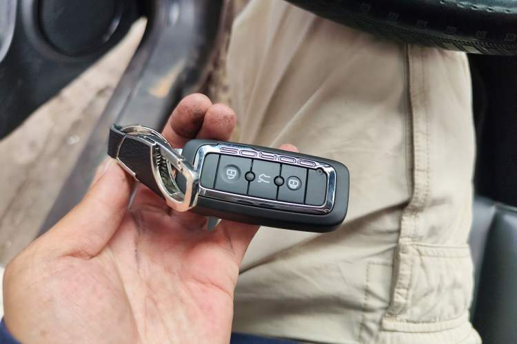 Used Qoros 3 2016 Hatchback 1.6T Automatic ZhiKu Model