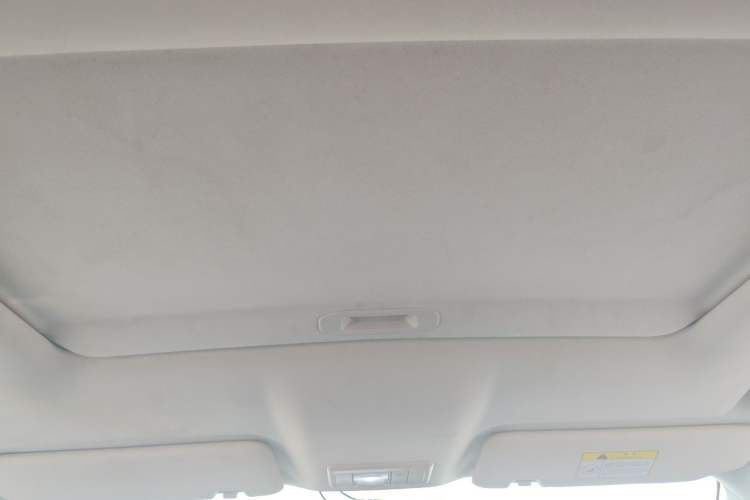 Used CHANGAN OSHAN X5 2021 1.6L CVT Luxury Model Headliner