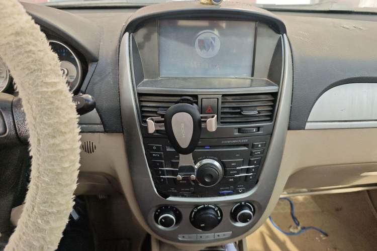 Used Buick Excelle 2013 1.5L Manual Classic Model
