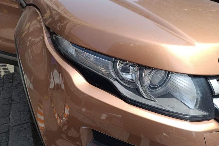 Used Land Rover Range Evoque 2014 2.0T 5-Door Luxury Edition Exterior 6