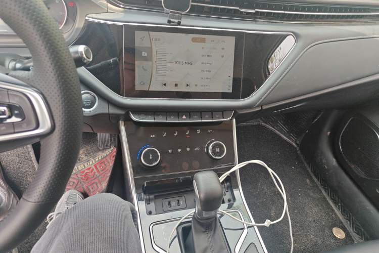 Used Chery Arrizo GX 2019 Pro 1.5T CVT Model Color Version China VI Standard Audio And AC Panel