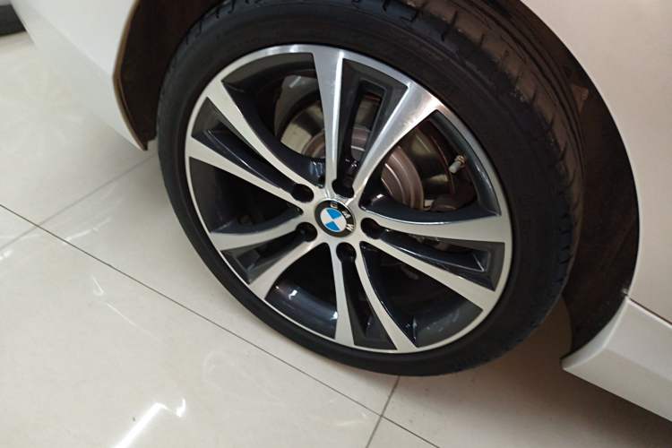 Used BMW 2 Series (Import) 2019 225i Sport Design Package
