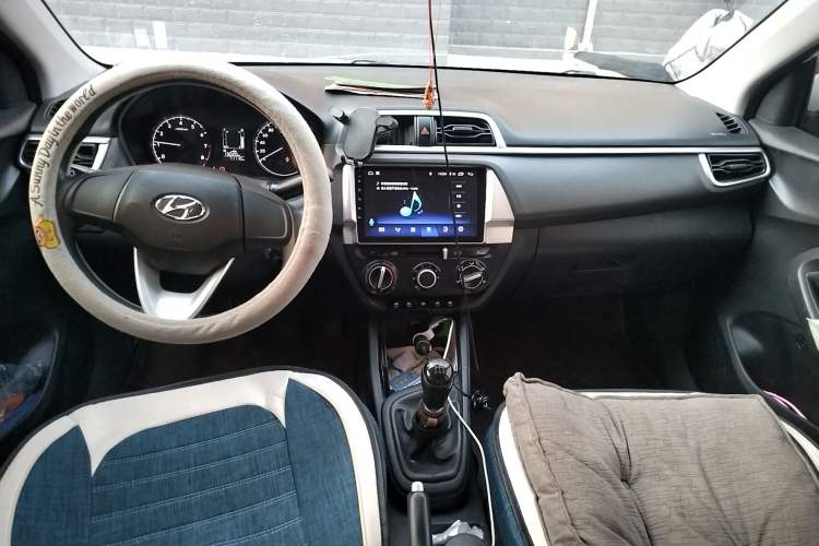 Used Hyundai Verna (older generation) 2017 1.4L Manual Refreshed Version China VI Standard
