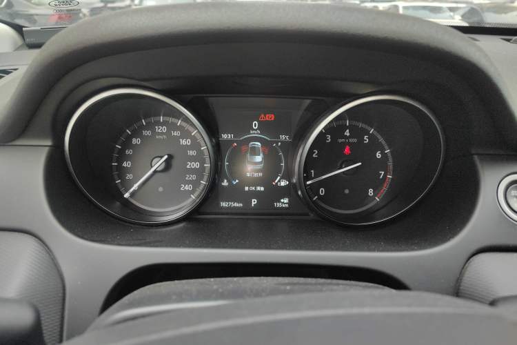 Used Land Rover Discovery Sport 2019 240 PS SE Dynamic Version China VI Standard