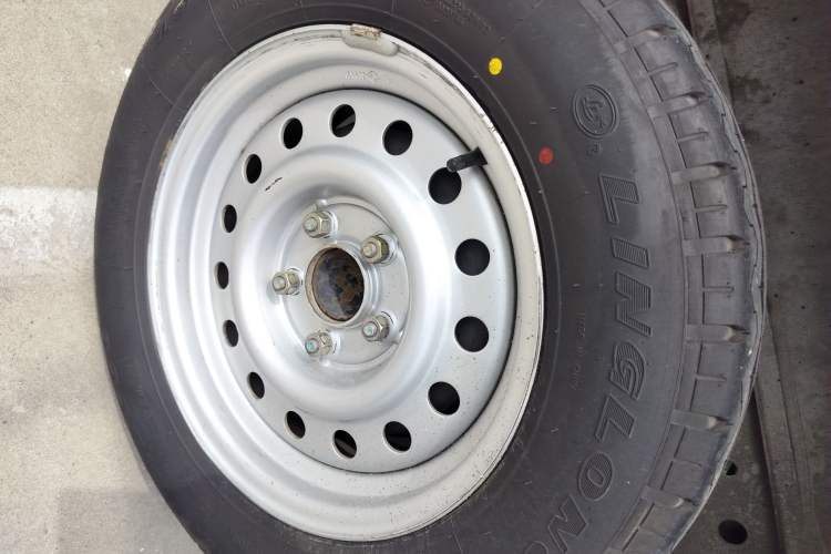 Used King Long Golden Way 2022 2.2L Jetway Van High Roof V22H Exterior 5