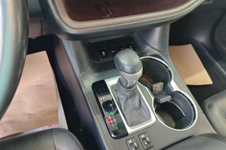 Used Toyota Highlander 2021 2.0T Four-Wheel Drive Luxury Edition 7 Seats
