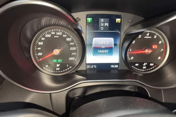 Used Mercedes-Benz GLC 2017 GLC 200 4MATIC
