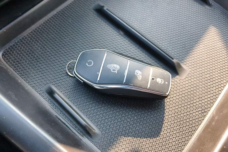 Used BYD Qin PLUS 2025 DM-i Smart Drive 120KM Superior Model