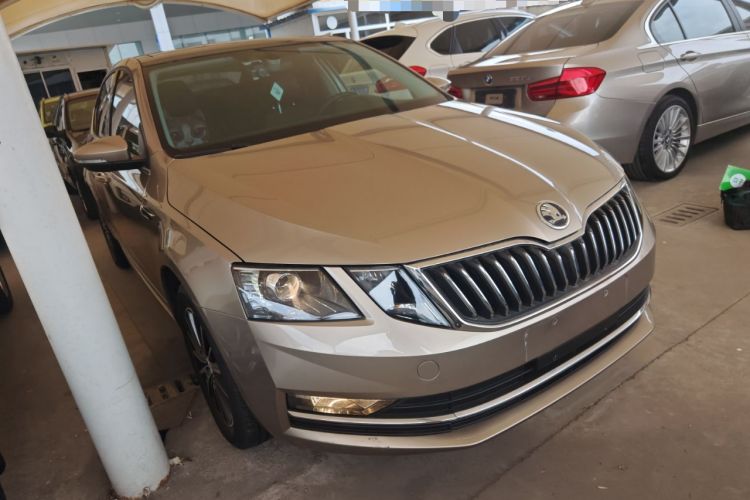Used Skoda Octavia 2018 TSI230 DSG Luxury Edition