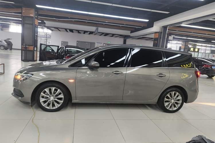 Used Buick GL6 2019 18T 6-Seater Connected Luxury Version China VI Standard