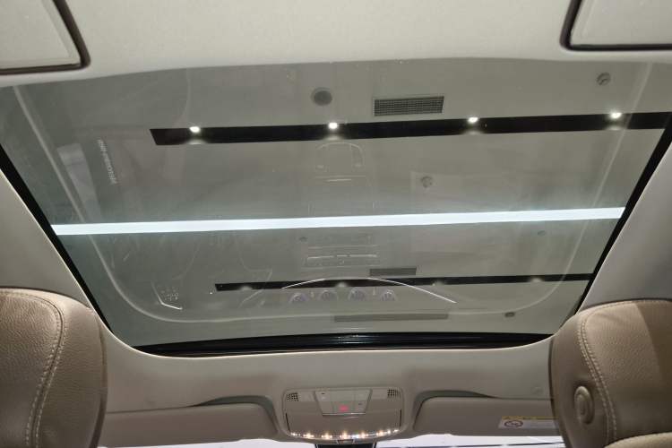 Used Mercedes-Benz E-Class 2023 Facelift E 260 L