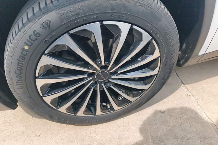 Used EXEED Lingyun 2019 1.6T Two-Wheel-Drive Platinum Edition Left Front Wheel Hub