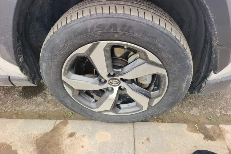 Used Toyota RAV4 Rongfang Plug-in Hybrid 2021 2.5L Two-Wheel Drive Elite Pro