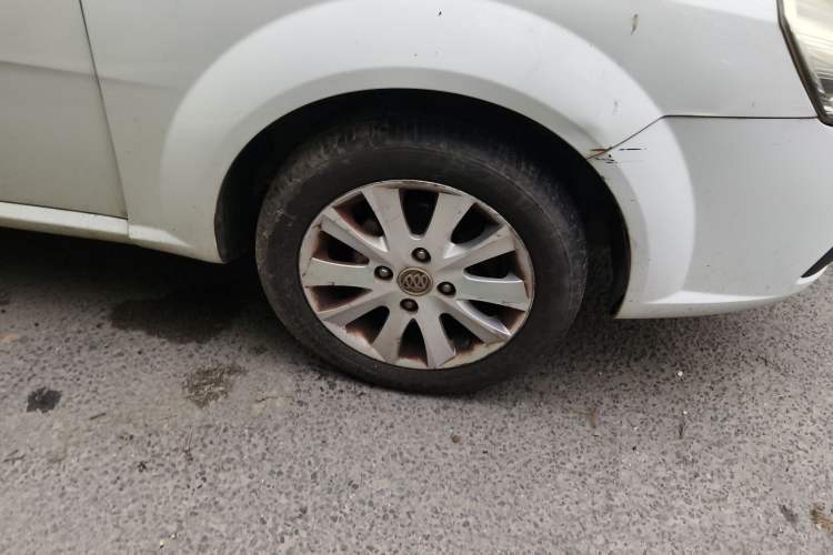 Used Buick Excelle 2013 1.5L Manual Luxury Model
