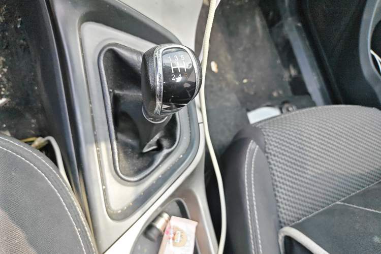 Used Haima M3 2016 1.5L Manual Comfort Model with Sunroof
